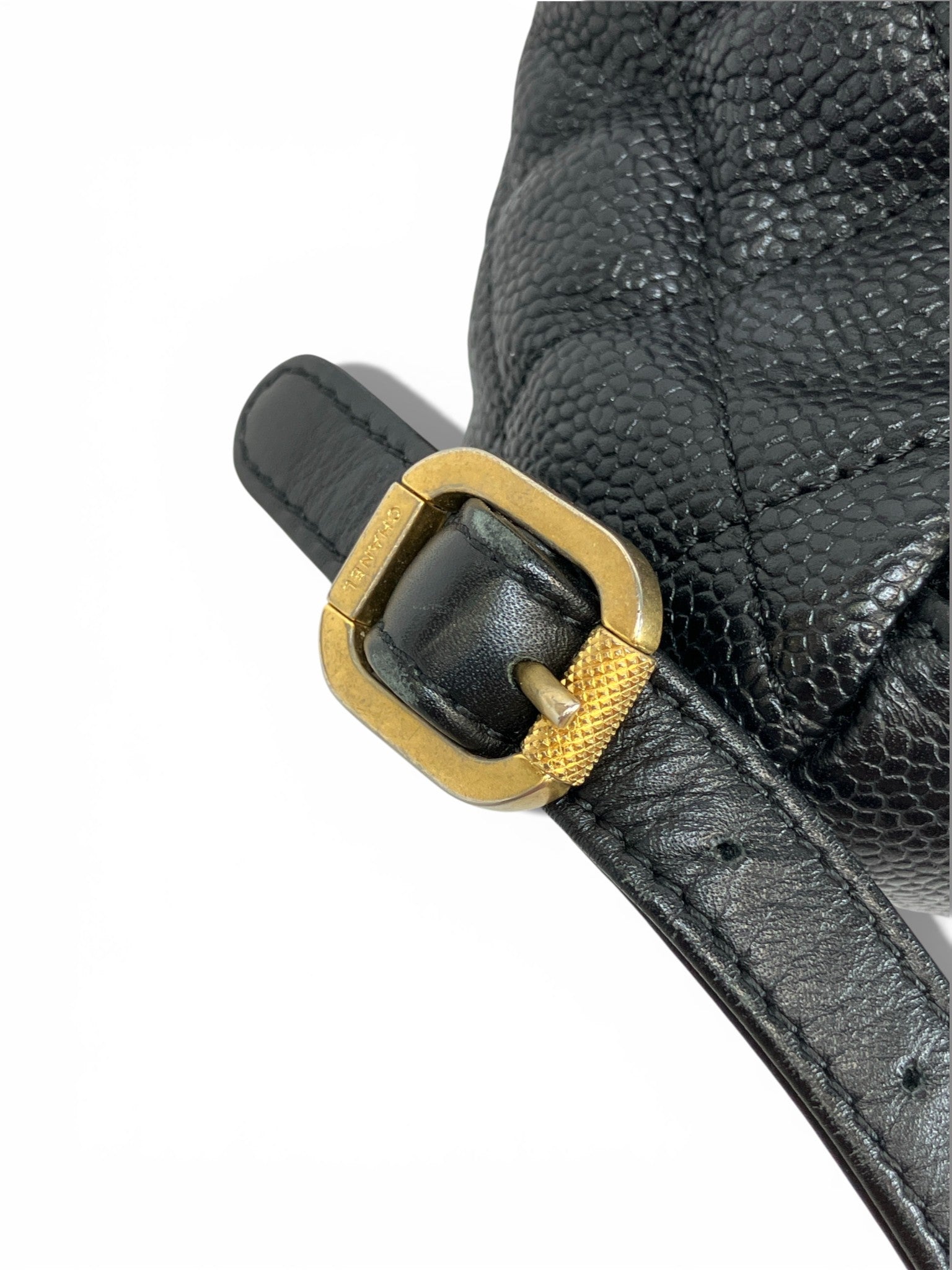 CHANEL　リュックサック　バックパック　CCフィリグリー　キャビアスキン　ココマーク　マトラッセ