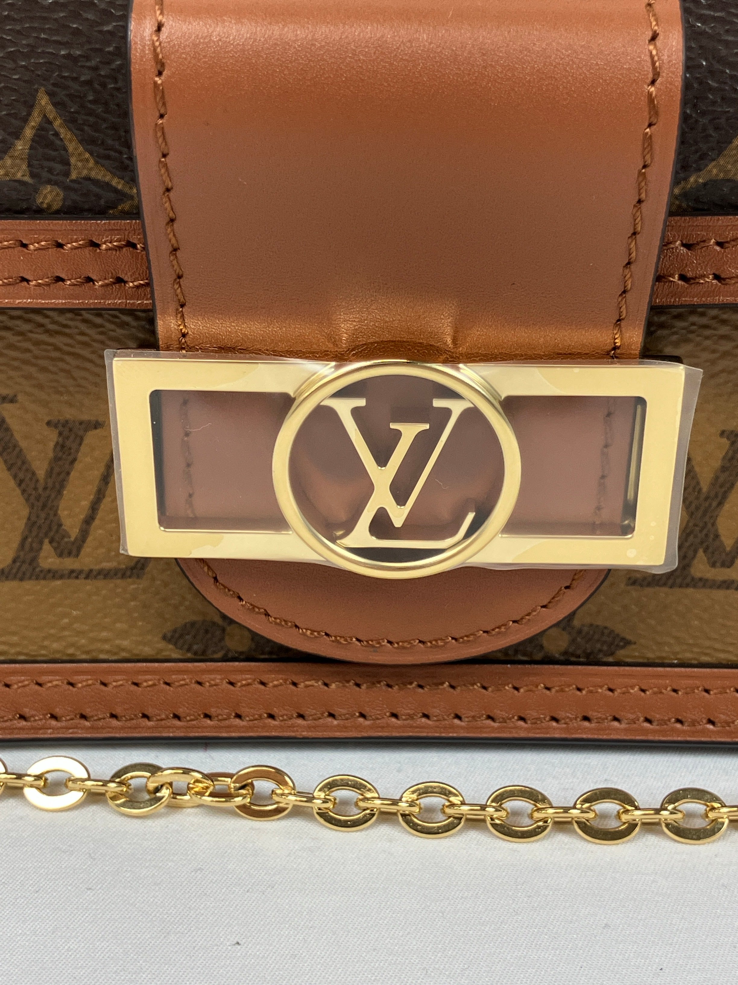 LOUIS VUITTON ポルトフォイユドーフィーヌ モノグラムリバース ショルダーバッグ M68746