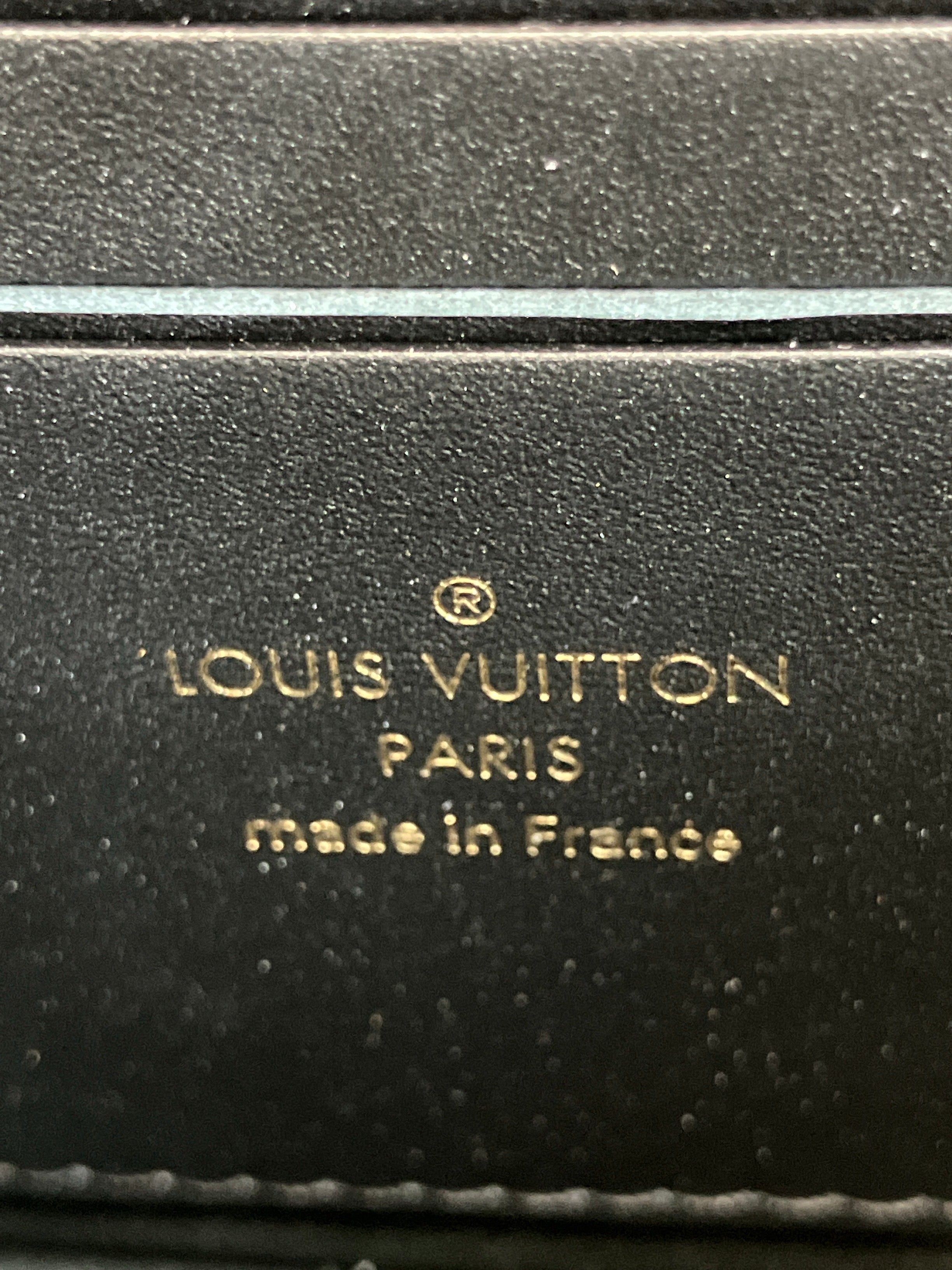 LOUIS VUITTON ポルトフォイユドーフィーヌ モノグラムリバース ショルダーバッグ M68746