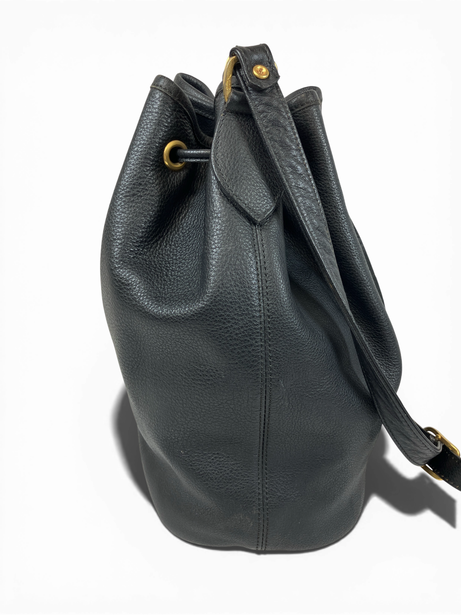 LONGCHAMP ロンシャン ショルダーバッグ 巾着 レザー ブラック LONGCHAMP ロンシャン ショルダーバッグ 巾着 レザー ブラック
