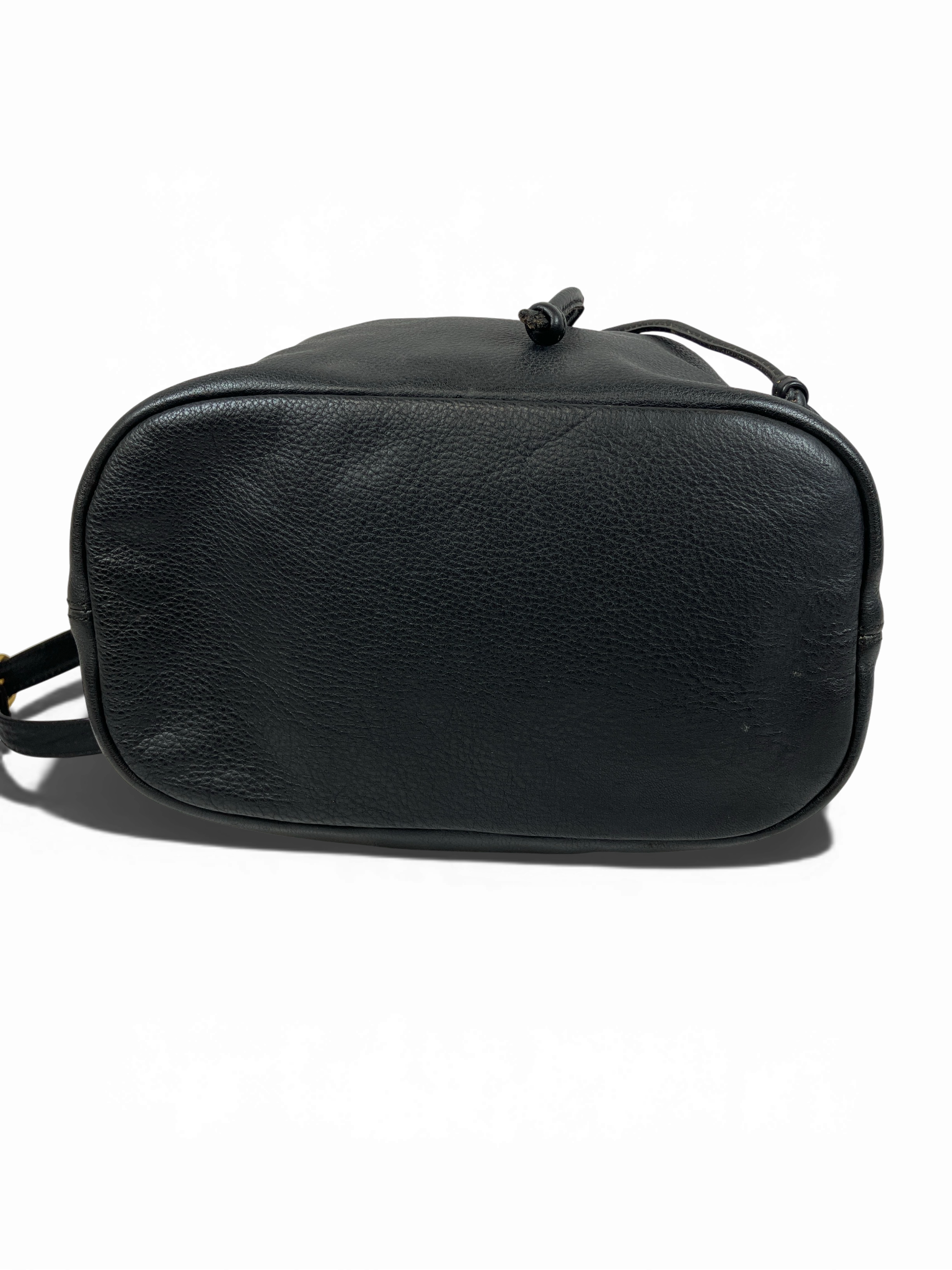 LONGCHAMP ロンシャン ショルダーバッグ 巾着 レザー ブラック LONGCHAMP ロンシャン ショルダーバッグ 巾着 レザー ブラック