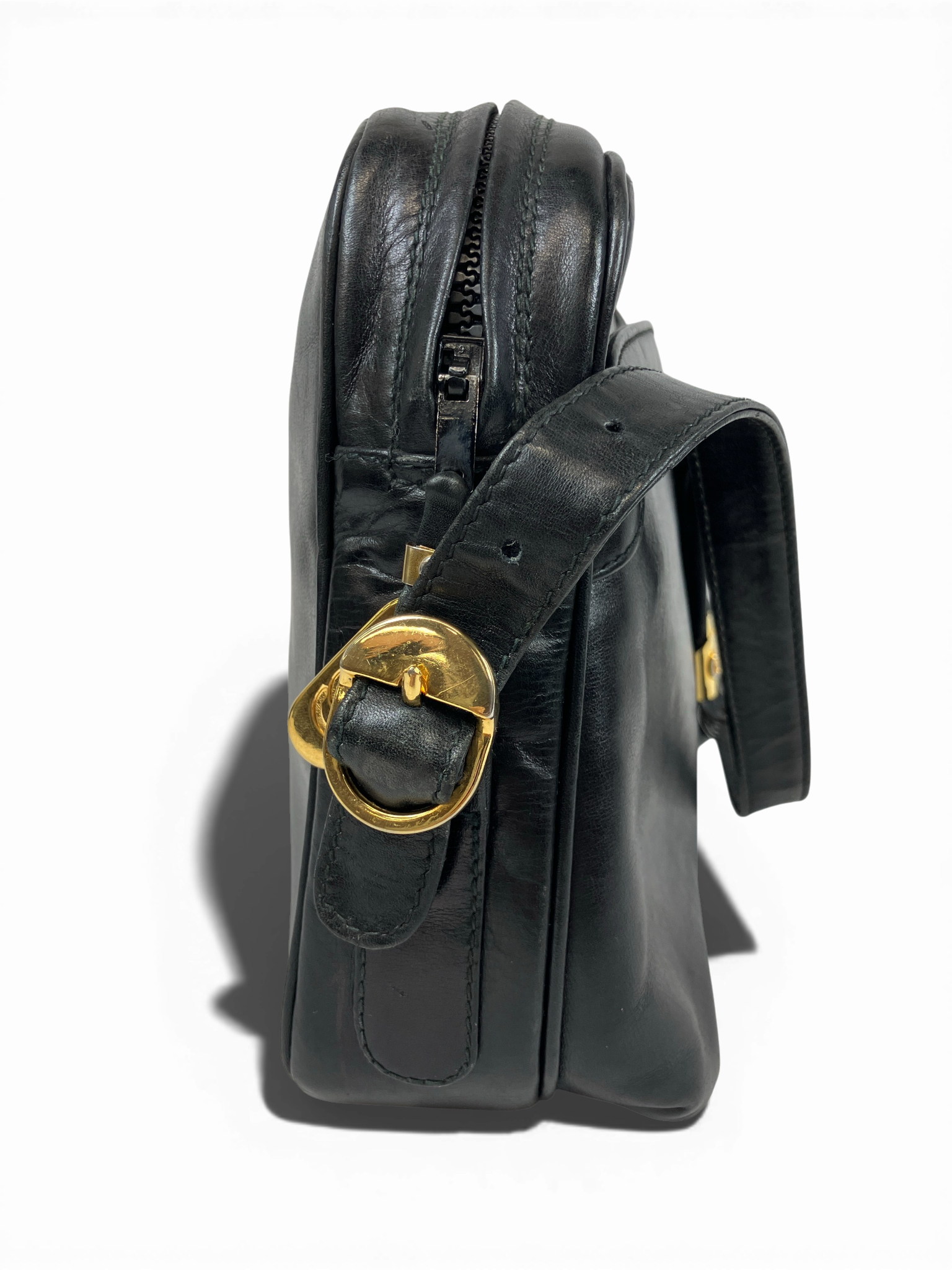 OLD GUCCI オールドグッチ ショルダーバッグ ブラック タッセル OLD GUCCI オールドグッチ ショルダーバッグ ブラック タッセル