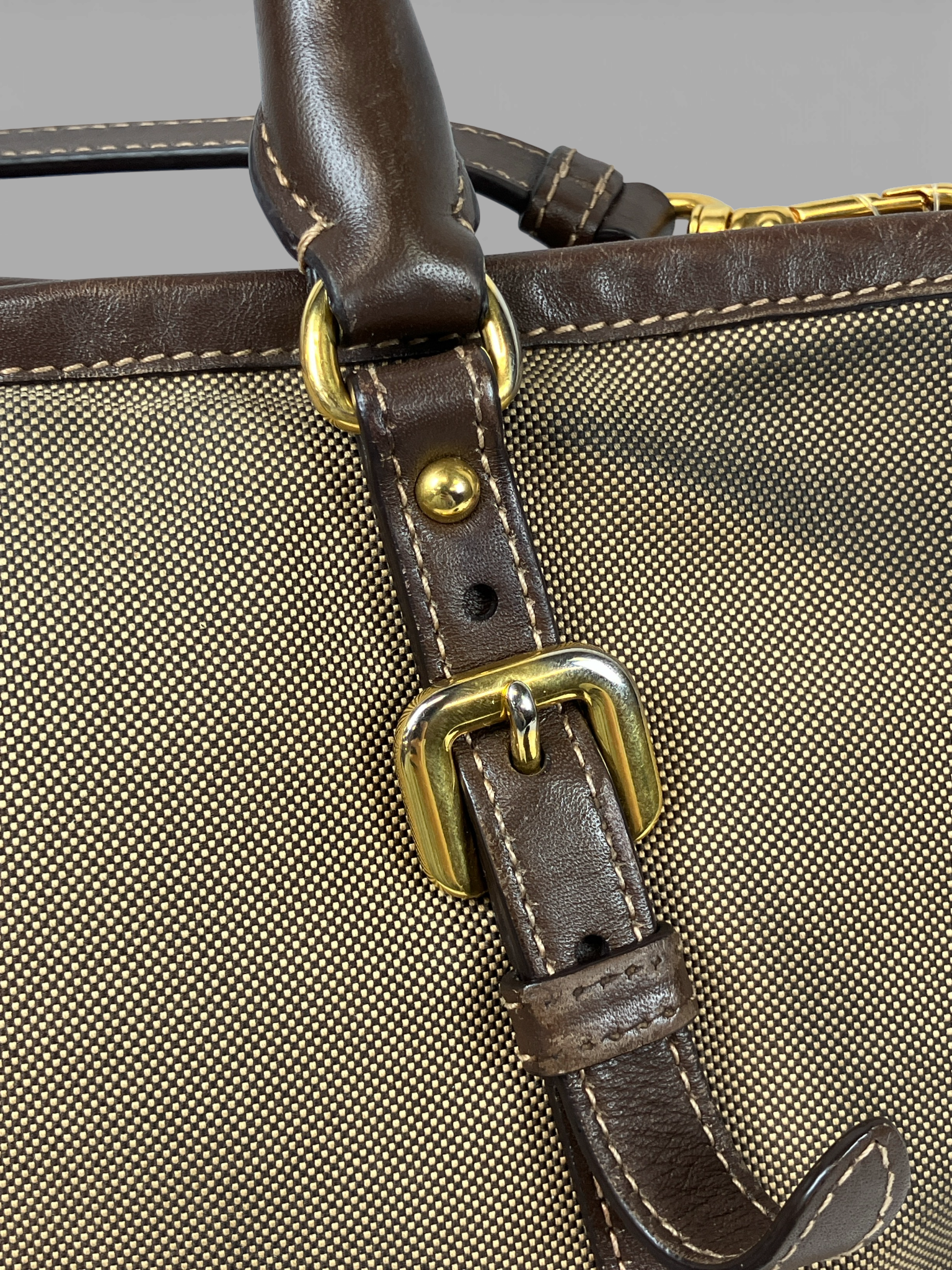 絶対的な信頼 PRADA ロゴジャカード ハンドバッグ ジャガード ロゴ