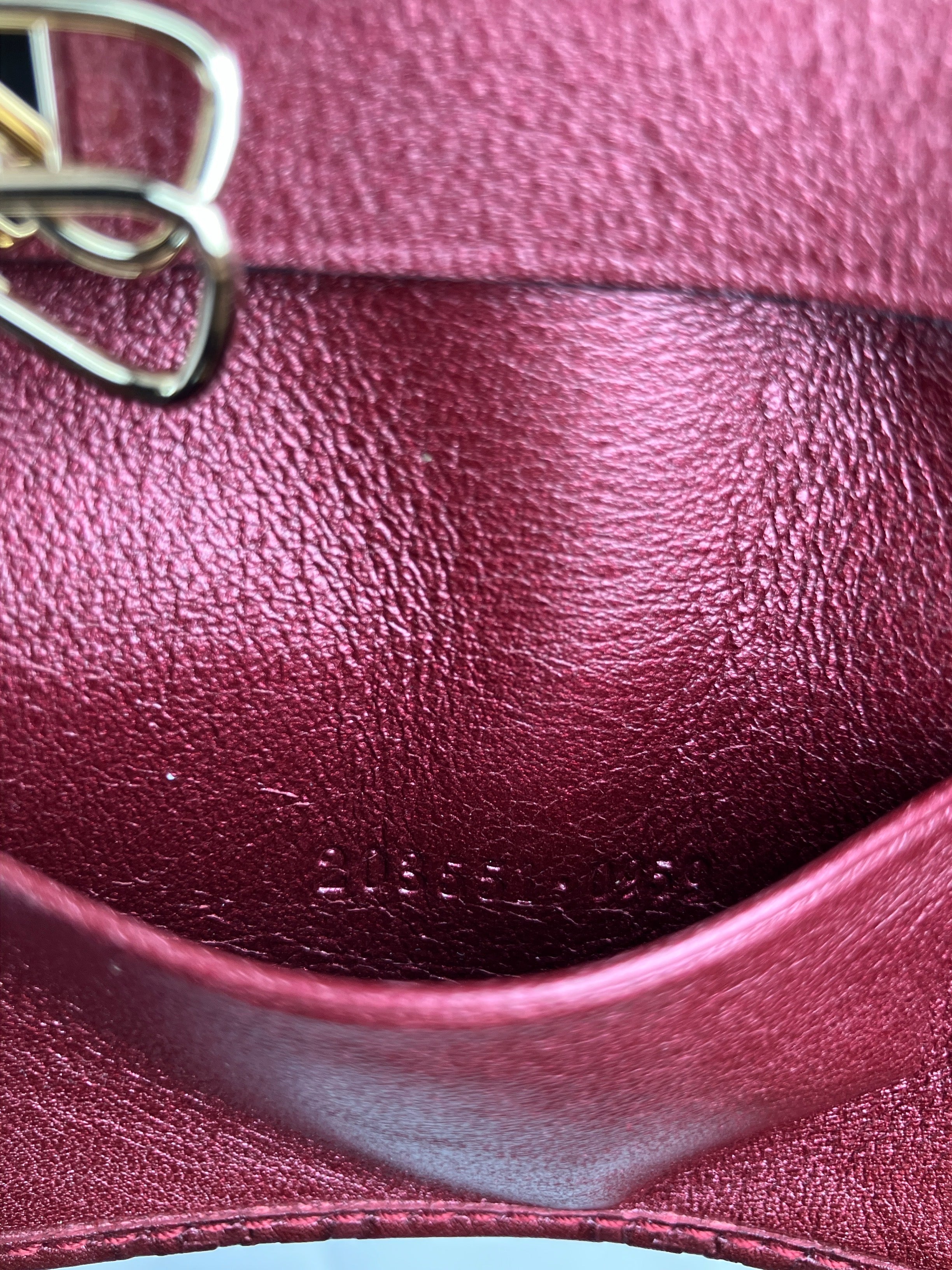 GUCCI グッチ キーケース 6連 グッチシマ ハート レッド メタリック