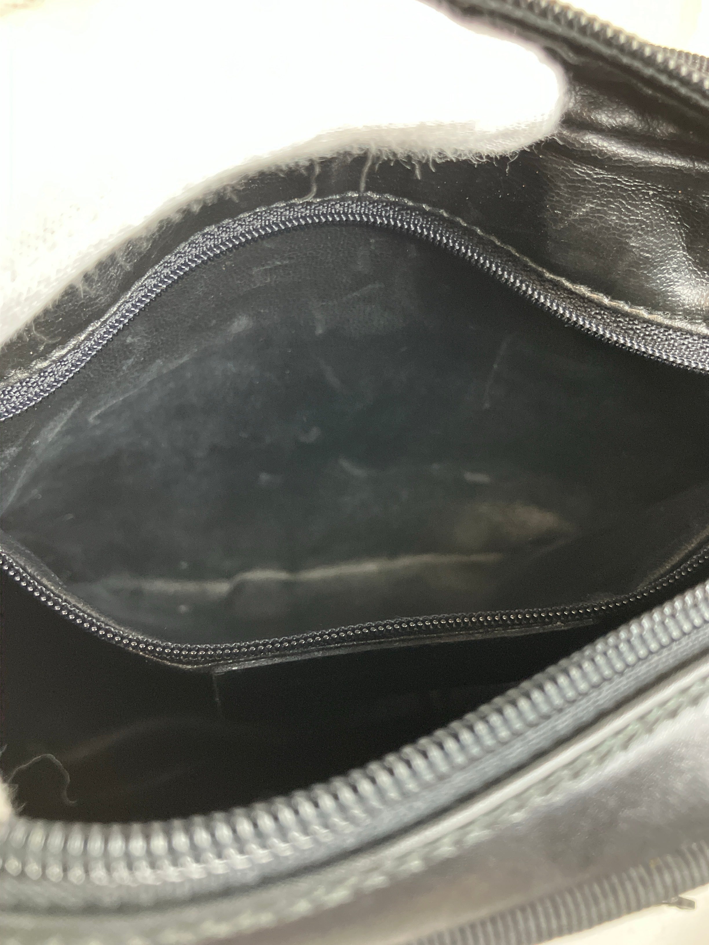 FERRAGAMO フェラガモ ショルダーバッグ ガンチーニ ヴァラ ブラック