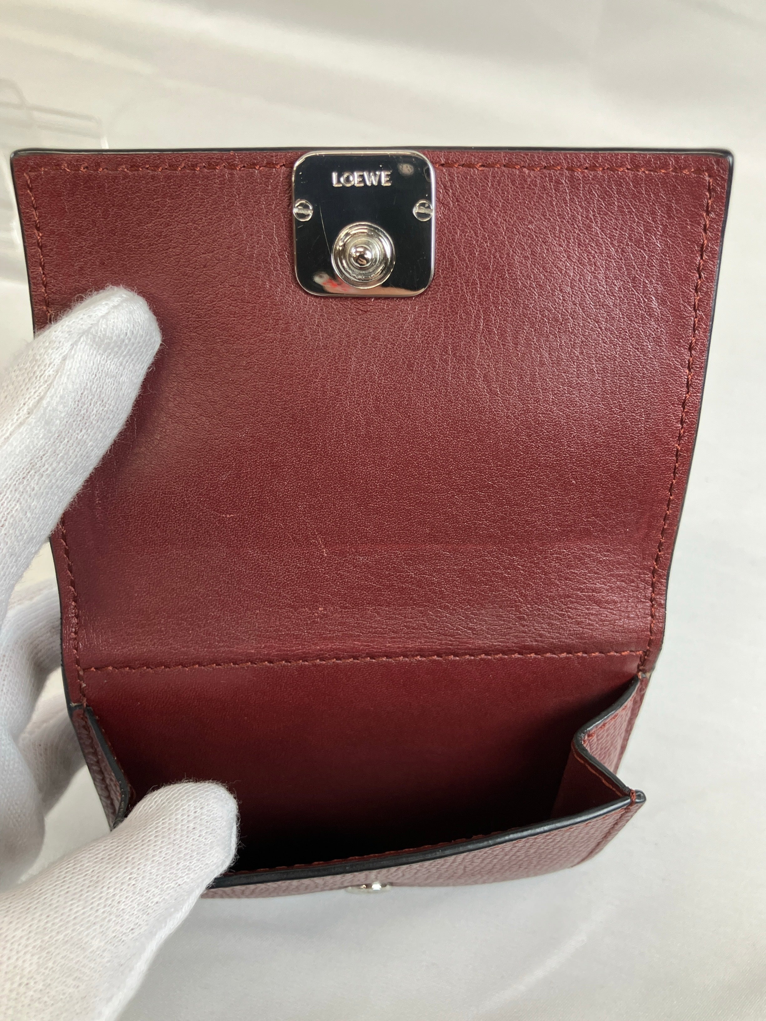 LOEWE ロエベ 三つ折り財布 コンパクトウォレット アナグラム トライ