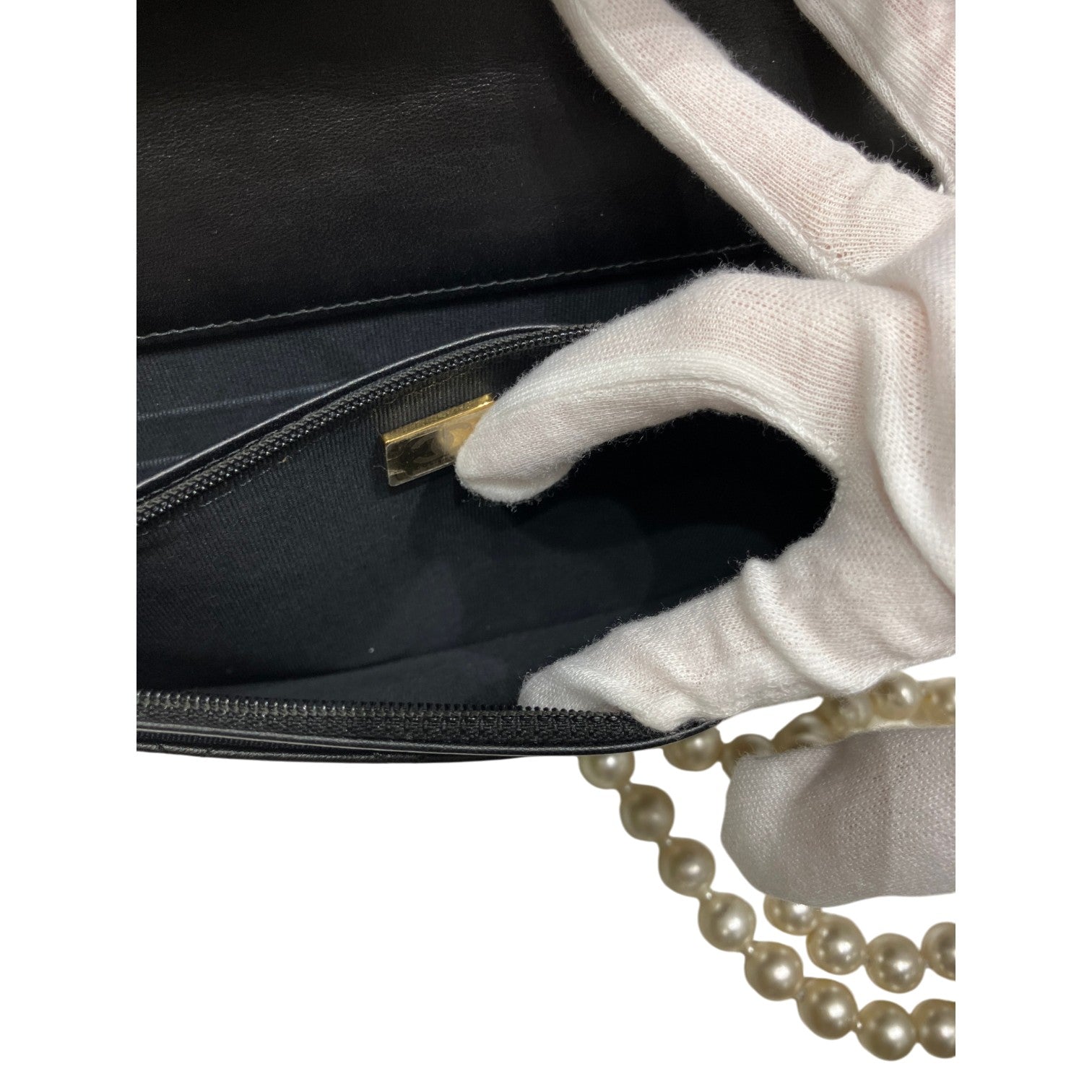 CHANEL シャネル チェーンウォレット ショルダーバッグ パールチェーン フェイクパール ラムスキン マトラッセ ココマーク ブラック レディース