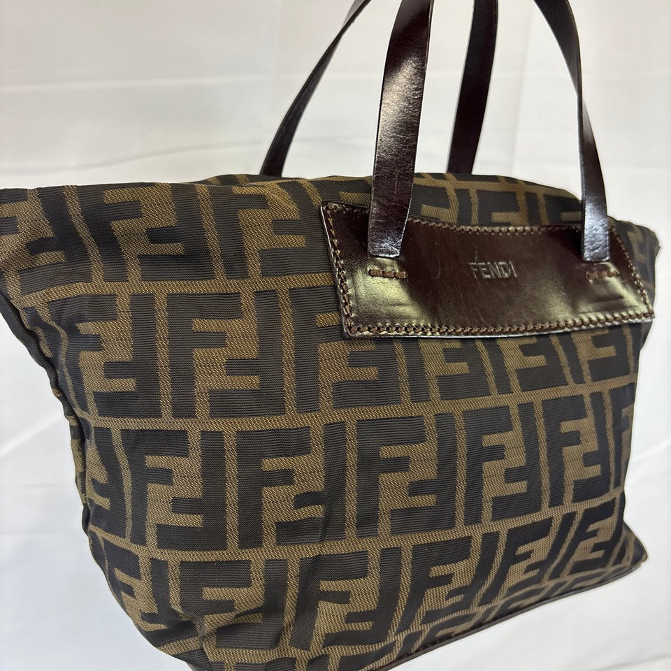 FENDI　フェンディ　ハンドバッグ　トートバッグ　ズッカ　キャンバス　レザー　ブラウン