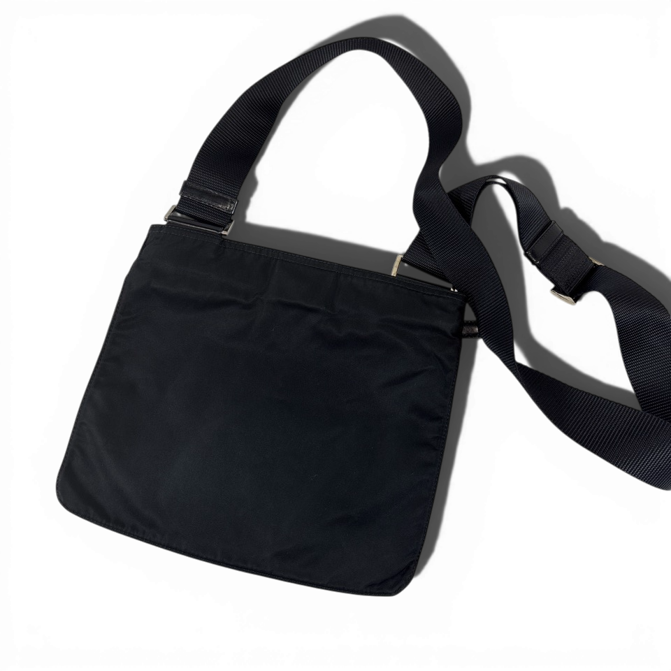 27.0cm アシックスゴルフ GEL-ACE PRO M ホワイト/ブラック 売れ筋値下げ PRADA ブラック ショルダーバッグ 三角ロゴ ブラック