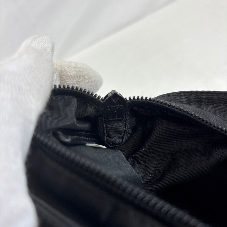 PRADA　プラダ　テスート　ショルダーバッグ　ナイロン　三角ロゴ　ブラック