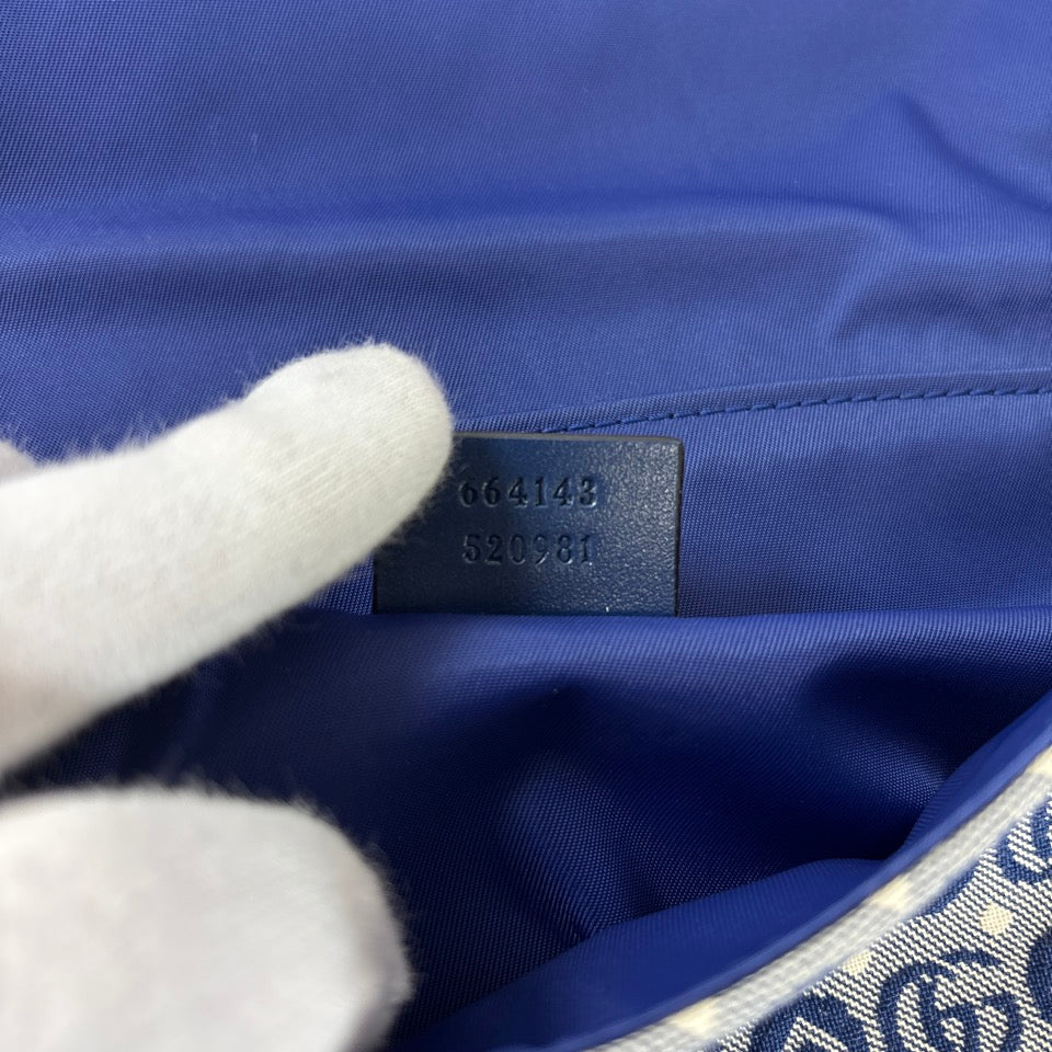 GUCCI　CHILDRENS　チルドレンズ　ショルダーバッグ　メッセンジャーバッグ　GGキャンバス　スター　星　総柄　664143