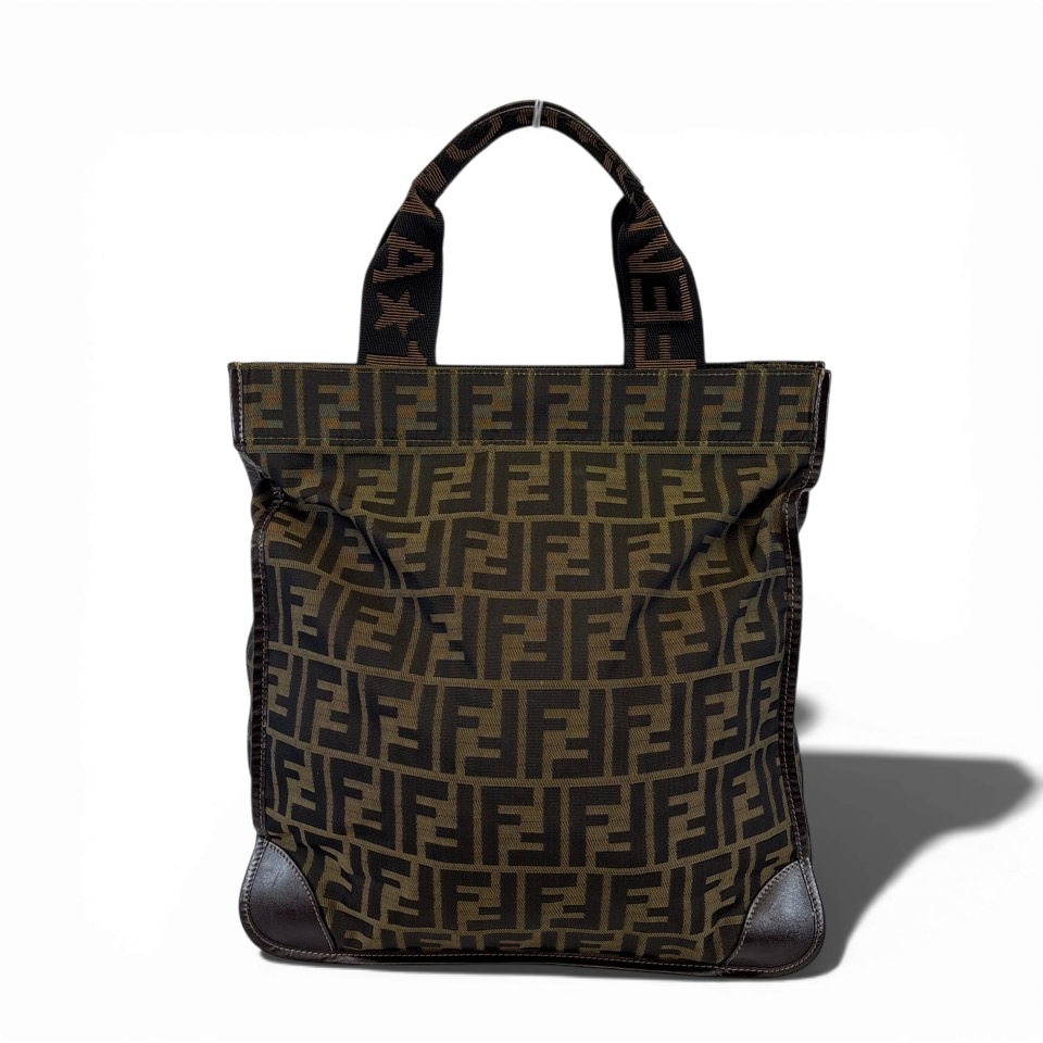 FENDI　フェンディ　トートバッグ　ズッカ　ナイロン　ブラウン　総柄　2321 26555