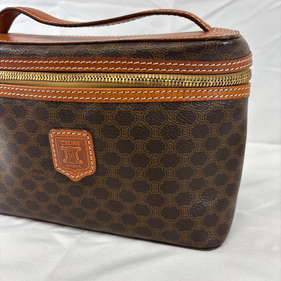 CELINE　セリーヌ　ハンドバッグ　バニティバッグ　ポーチ　マカダム　M95