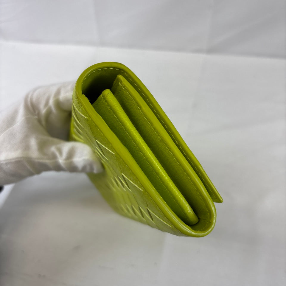 BOTTEGA VENETA　長財布　ロングウォレット　イントレチャート　アシッドキウイ　ライトグリーン