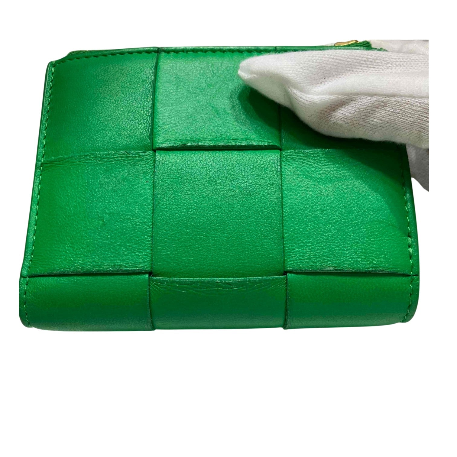 BOTTEGA VENETA ボッテガヴェネタ 二つ折り財布 カセット グリーン レザー レディース メンズ